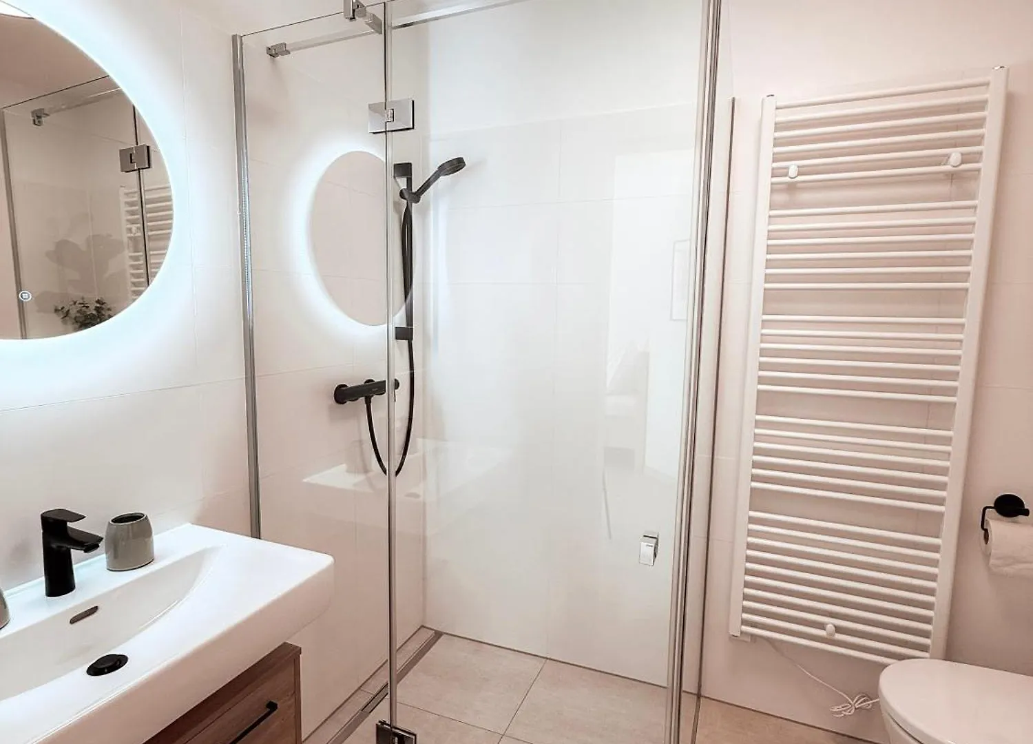 Apartment Gluecksmoment Mit Balkon In Graz Austria