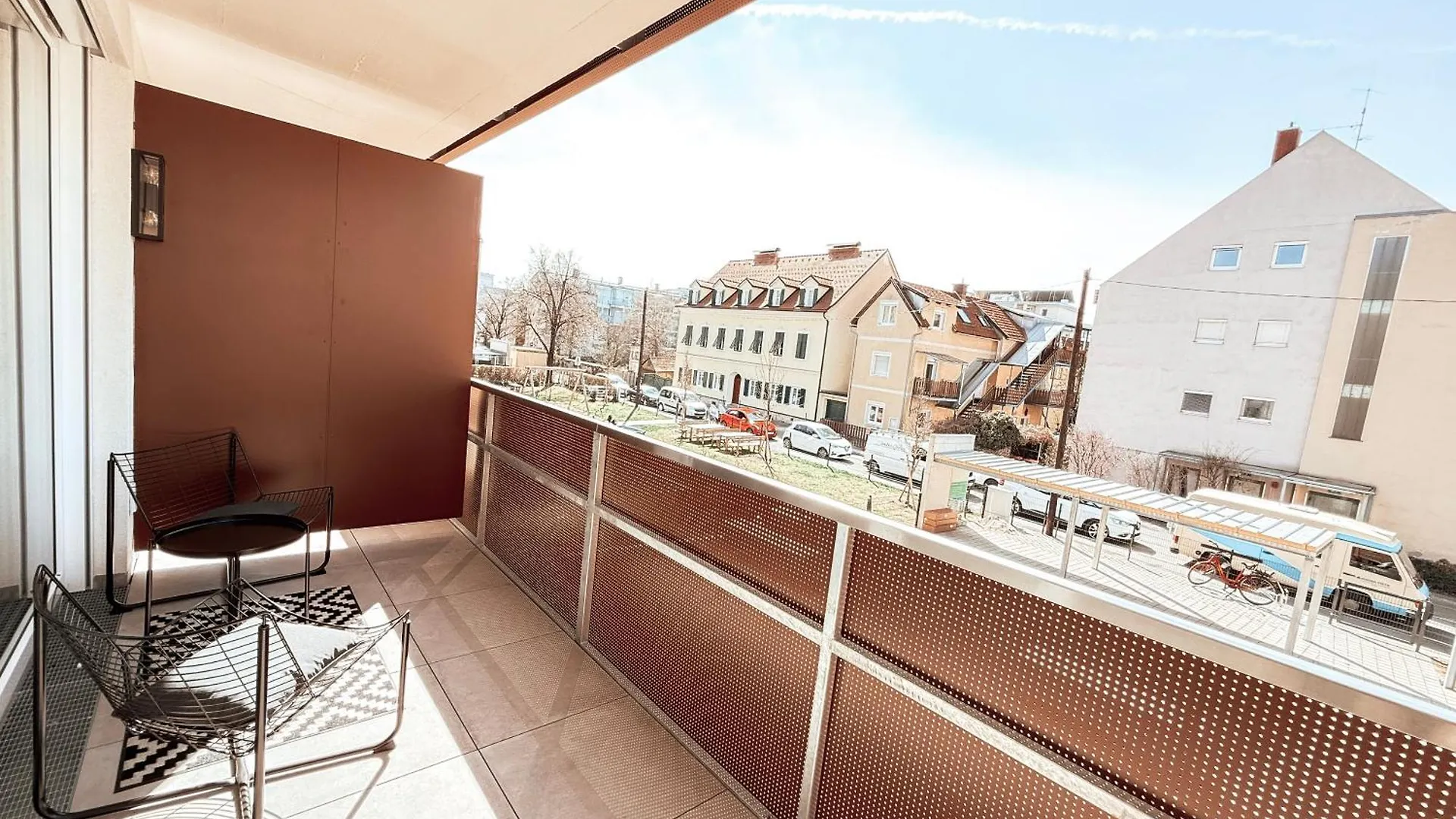 Apartment Gluecksmoment Mit Balkon In Graz